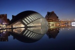 De noche en la Ciudad de las Artes y las Ciencias