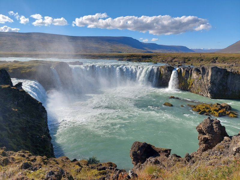 Godafoss vista desde su orilla derecha, Godafoss: la cascada de los dioses - Norte de Islandia 2