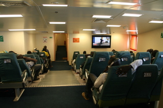 Barco Dakar - Ziguinchor (Casamance) por I. Carabane-Senegal 1