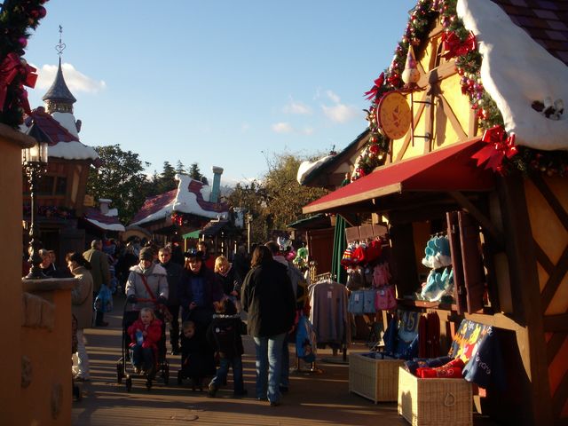 Atracciones y Espectáculos en Disneyland Paris