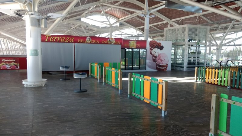 Aeropuerto de Zaragoza (ZAZ)