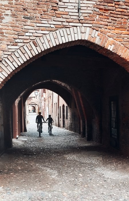 Ferrara: Visita, hotel, restaurantes -Emilia Romagna, Italia