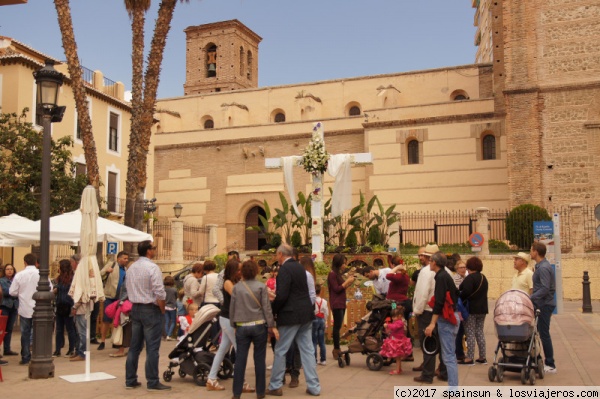 Cruces de Mayo, Ayuntamiento de Motril - Granada
Cruz del ayuntamiento de Motril 2017
