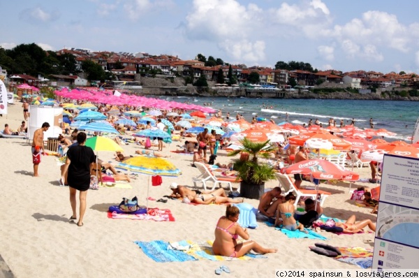 Playa de Sozopol animada
Playa de Sozopol a una hora animada
