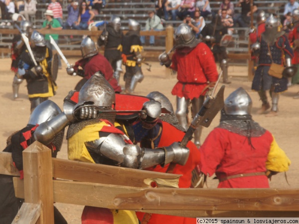 Espectaculo del combate - Castillo de Belmonte - Cuenca
Una de las escenas más espectaculares del Campeonato de Combate Medieval
