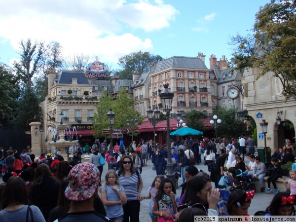 Plaza de Chezz Remy
Plaza del restaurante y de la atracción Ratatouille
