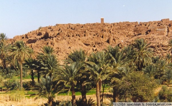 Ciudad de Ouadane
Ouadane es también otra ciudad oasis en la ruta de las caravanas. Patrimonio de la humanidad.
