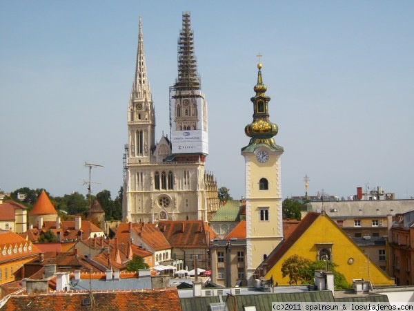 Vista de la parte antigua de Zagreb
Vista de la parte antigua de Zagreb

