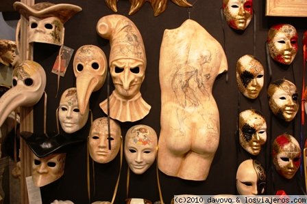 Máscaras venecianas
Tienda de máscaras en el barrio de Dorsoduro (Venecia)
