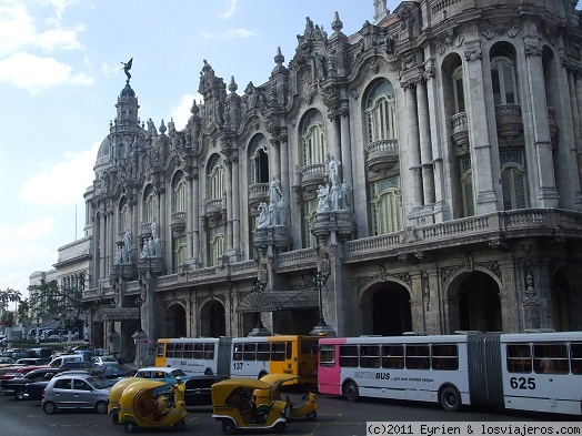 Centro Gallego Habana
En antiguo Centro Gallego es hoy el Teatro de La Habana.

