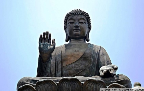 Tian Tan Buddha
Tian Tan Buddha, Isla Lantau, Hong Kong
