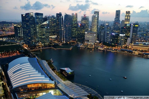 Vista del skyline de Singapur
Vista del skyline de Singapur
