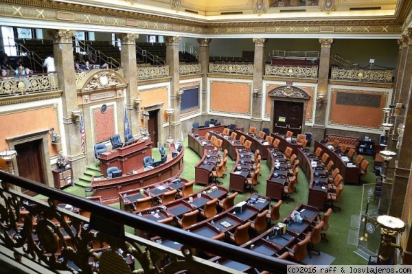 La Cámara de Representantes del Capitolio del Estado de Utah
The House of Representatives Utah State Capitol, Salt Lake City
