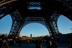 Al pìé de la Torre Eiffel
Paris Francia France Eiffel