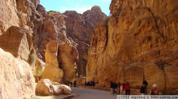 Petra
El Siq. Espectacular cañon de 1'2 km que sirve de entrada natural a la ciudad de Petra
