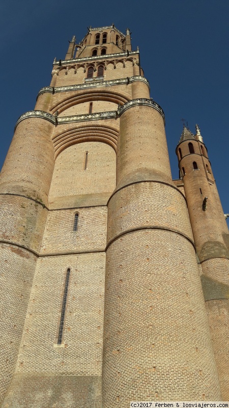 SUDESTE DE FRANCIA: TOULOUSE Y CARCASSONNE - Blogs de Francia - DIA 3. CORDES SUR CIEL Y ALBI (5)