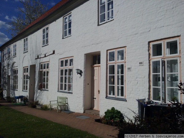 casas dentro de los patios en Lubeck
casas dentro de los patios en Lubeck
