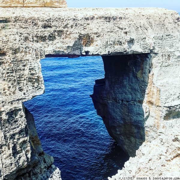 Wied il Mielah
Después de la caída de la ventana azul, hay otro arco que cobrará gran protagonismo, Wied il Mielah. Situado en el norte de la isla de Gozo.
