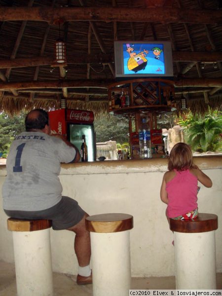 Compartiendo aficiones
Aunque puedan parecer muy diferentes, en el fondo comparten los mismos gustos. (Costa Rica, 2008)
