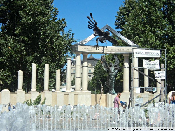 Plaza de la Libertad
plaza la libertad
