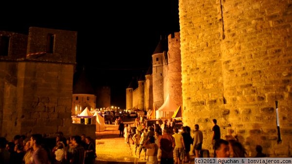 Carcassone
Vista nocturna de las Murallas de la Cité de Carcasona
