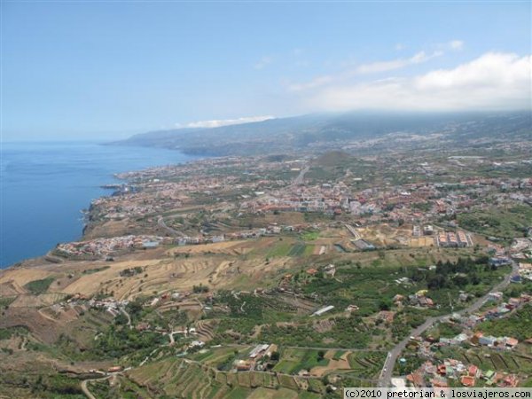 Valle de la Orotava. Tenerife
Vista del Valle de la Orotava desde el Mirador del Lance en Icod el Alto.
