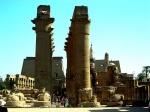 Columnas y mezquita en el Templo de Luxor
Luxor, Egipto