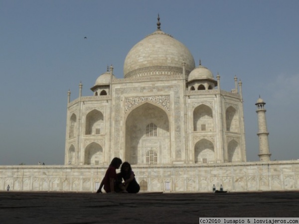 nosotros en Taj Mahal
505 nosotros en Taj Mahal, Agra
