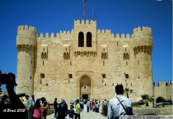 Fortaleza de Alejandría.
La mandó construir el sultán Quaitbay en 1480.
