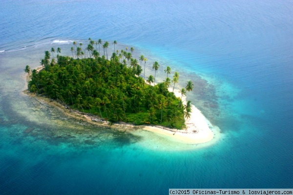 Vista aérea de una isla de la costa de Panamá
Vista aérea de una isla de la costa de Panamá. Foto cedida por la Oficina de Turismo de Panamá.
