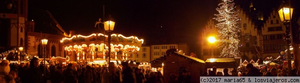 Mercadillo navideño en Römerplatz Frankfurt am Main
La bella Römerplatz de Frankfurt am Main invadida por las casetas del mercadillo navideño
