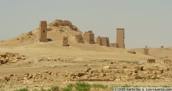 Ruinas De Palmira (Siria)
Restos de las tumbas a las afueras de la ciudad de Palmira
