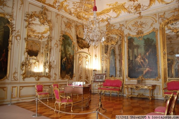 Salón de Sanssouci en Potsdam
Una de las salas del palacio, ésta decorada con cuadros de tema mitológico.
