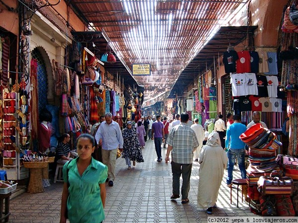 Calles de la Medina
La medina de Marrakech la forman una maraña de calles llenas de comercios y vida
