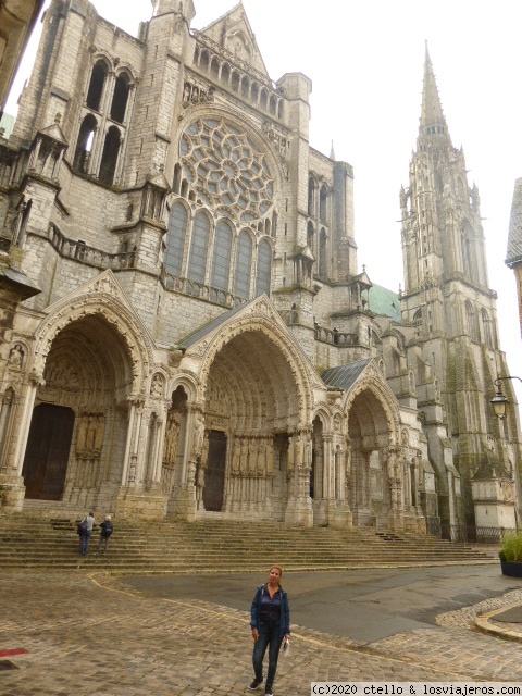 DÍA 15.PARÍS-CHARTRES- PARÍS - BRETAÑA, NORMANDÍA Y LOIRA (sin coche) (1)