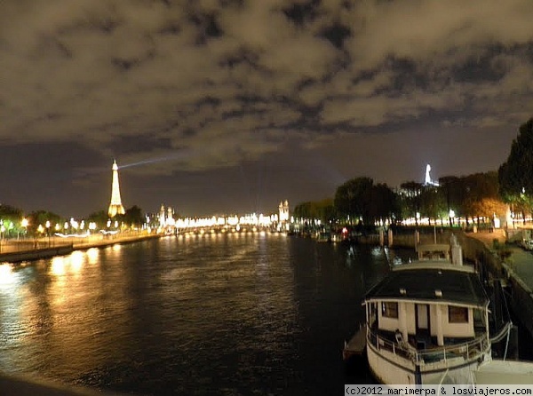 El Sena de noche
Río Sena a su paso Por París
