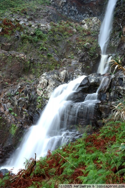 Otra cascada sin nombre en el norte de Madeira
Otra cascada sin señalizar junto a una carretera del norte de Madeira.
