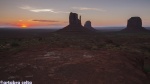 Amanecer en Monument Valley