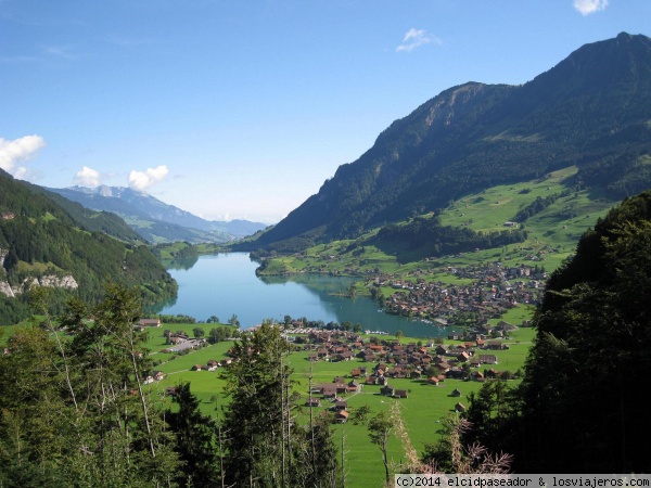 paisaje Suizo
tipica estampa suiza
