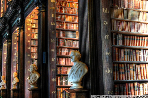 Biblioteca del Trinity College
Biblioteca del Trinity College en Dublín. En este lugar también se encuentra el famoso libro de Kells.
