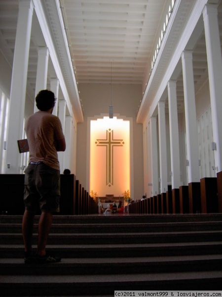 Interior Iglesia Cristo Resucitado en Kaunas
Interior de la Iglesia del Cristo Resucitado en Kaunas. Si vais no olvideis subir a la torre, para observar toda la ciudad
