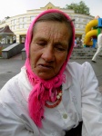 Babushka leyendo la mano
babushka