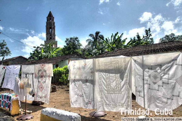 ARTESANÍA CUBANA. TRINIDAD. CUBA
FAMOSA ES LA ARTESANÍA DE TRINIDAD. DESDE LOS TEJIDOS A LA ALFARERÍA. ES UNO DE LOS PRINCIPALES SOPORTES ECONÓMICOS DE LA PROVINCIA.
