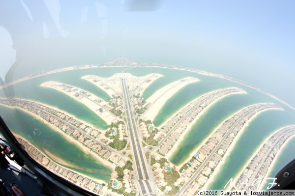 PALM JUMEIRAH. DUBAI
Sólo desde el aire es posible ver esta obra faraónica en todo su esplendor.
