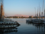 Barcas al Despertar en el Nilo