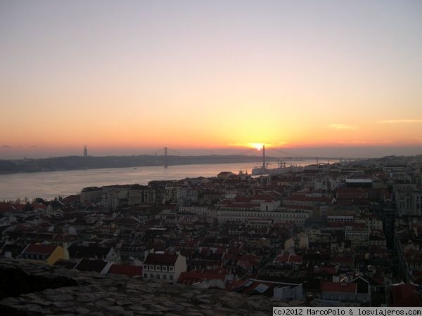 Atardecer en Lisboa desde el Castillo de San Jorge
Desde el Castillo de San Jorge se obtienen vistas extraordinarias, También cuando atardece.
