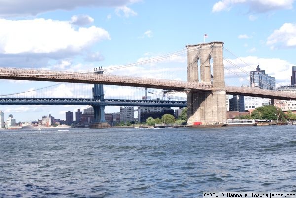 Puente Brooklyn
El puente más famoso y más fotografiado del mundo
