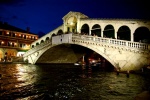 Puente Rialto al anochecer-Venecia