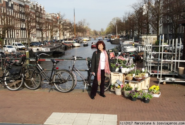 Amsterdam - Holanda
Tipica foto de los canales de Amsterdam
