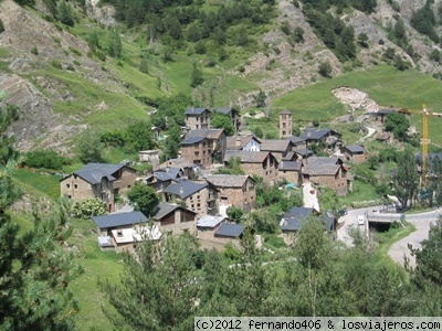 Casas Andorra
Tipicas construciones Pizarra ,piedra y madera
